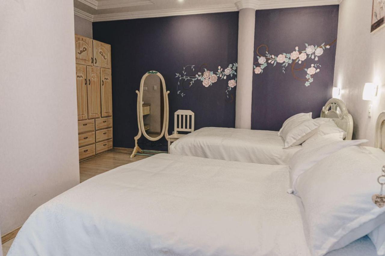 Hotel Boutique Casa Ruth En Cuenca Exterior photo